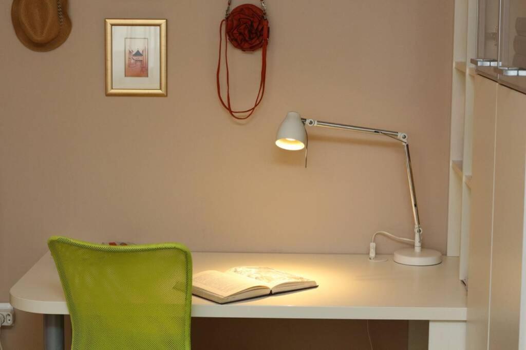 Fast Friend - Cozy Apartment In The Center With Private Garage 리예카 외부 사진